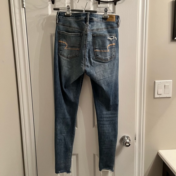 Blue American Eagle ripped skinny jeans 💙 - Picture 3 of 5